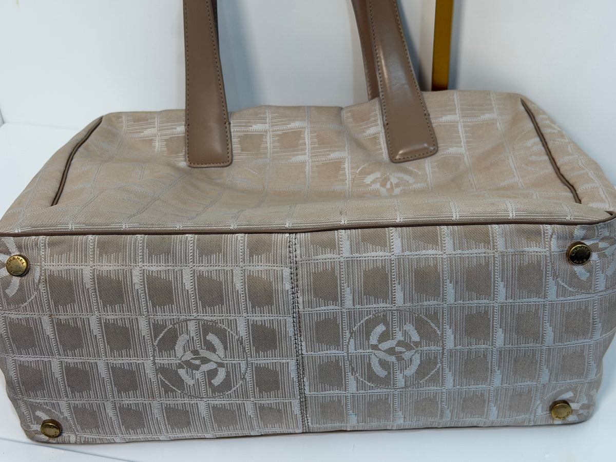 Chanel Nylon Tote bag