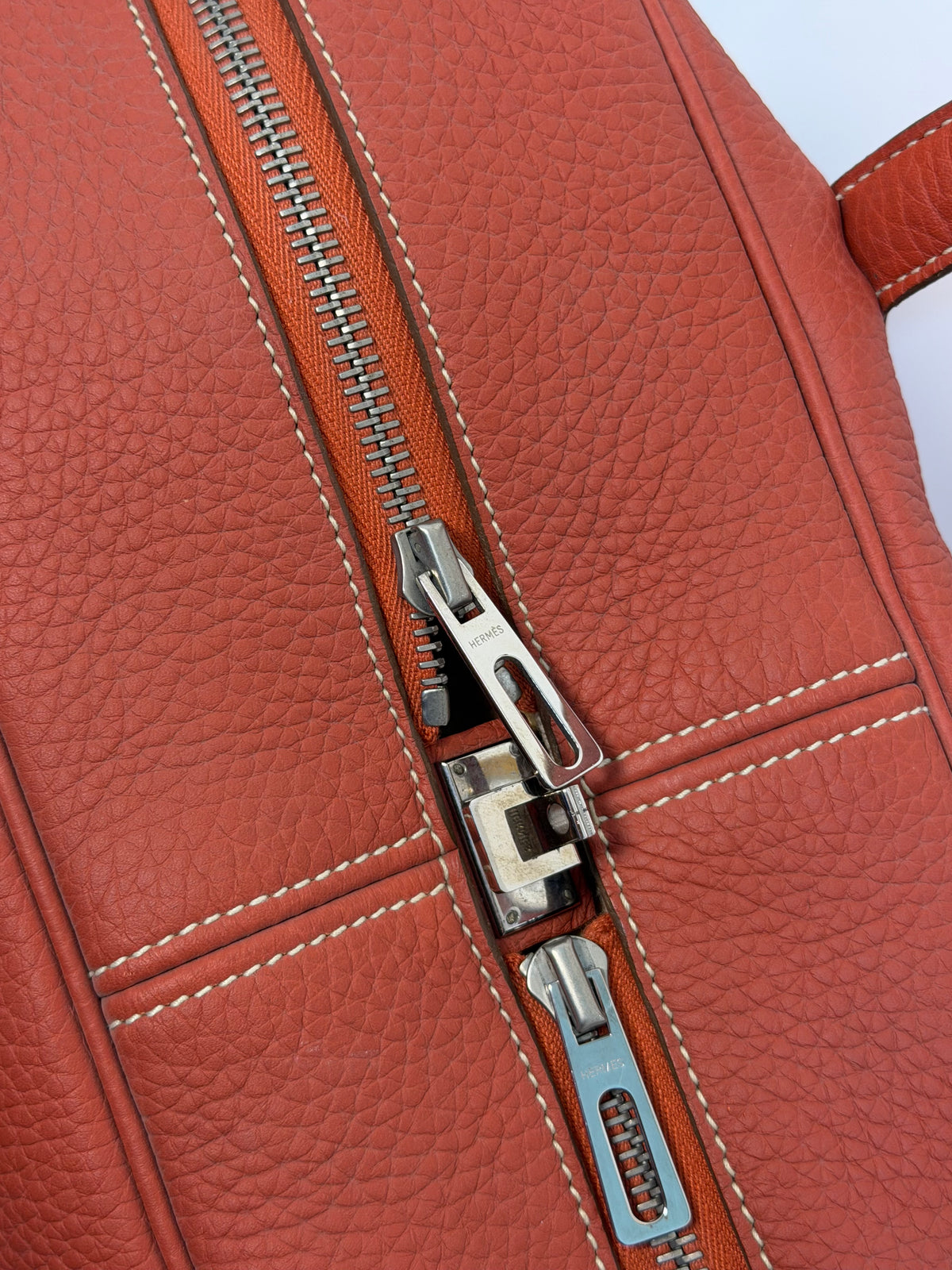 Pre-owned Hermes Victoria 35 Orange Clemence