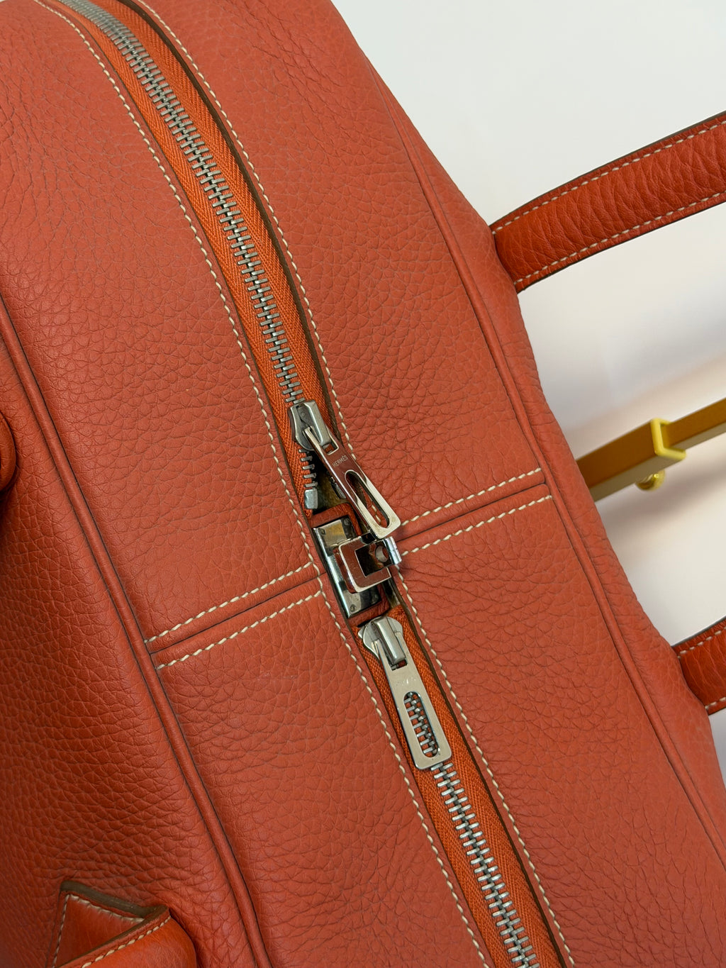 Pre-owned Hermes Victoria 35 Orange Clemence