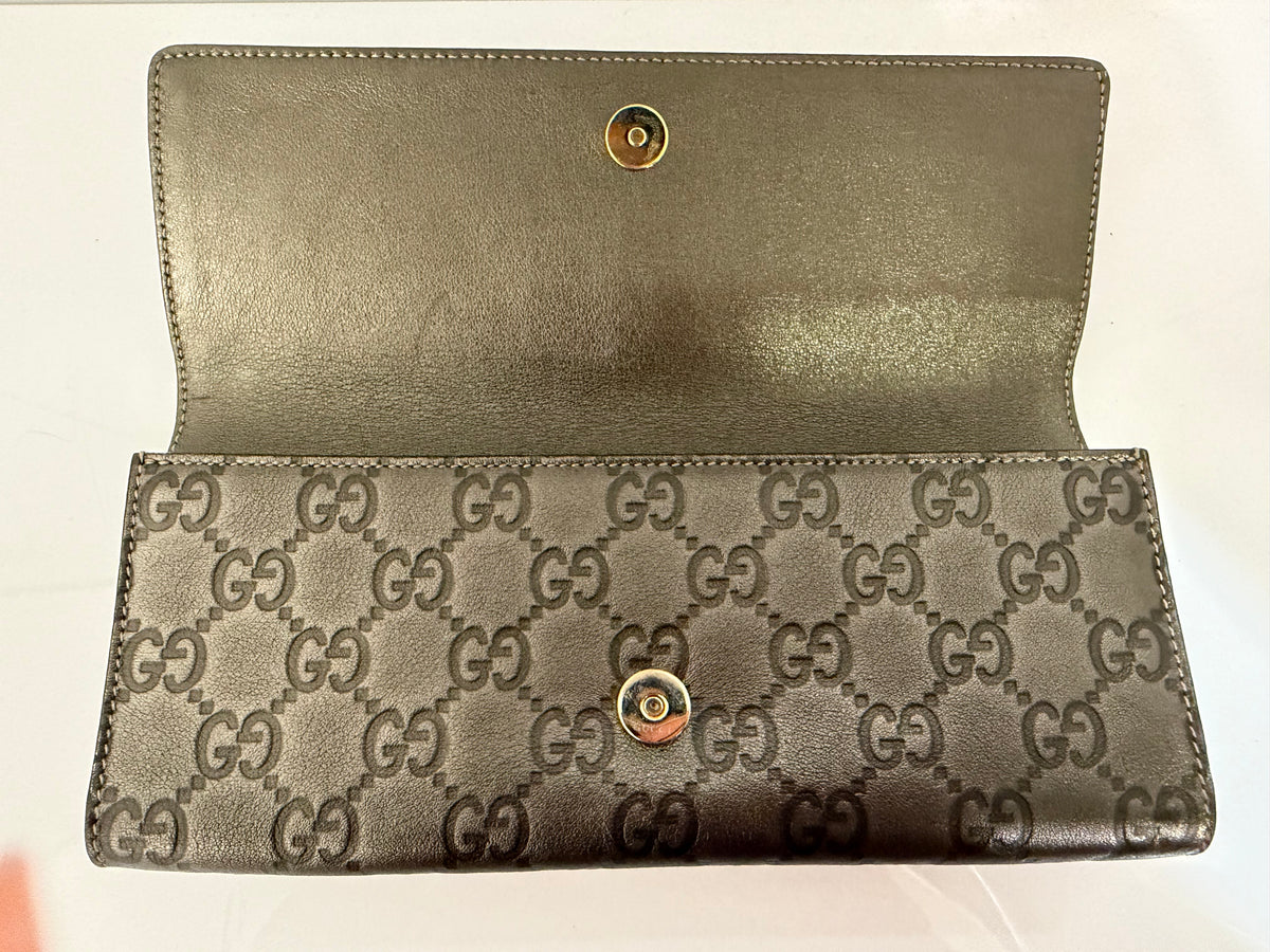 Gucci Guccissima Leather Clutch