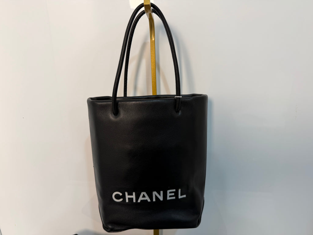 Pre-owned Chanel Leather Tote Bag
