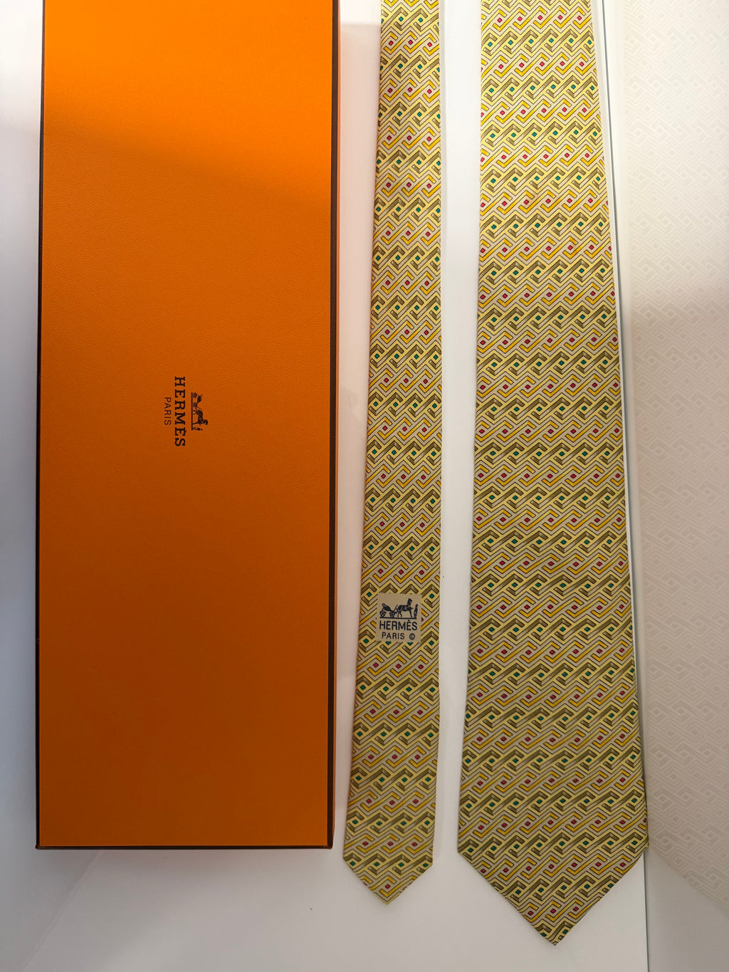 Hermès Paris Yellow Silk Tie