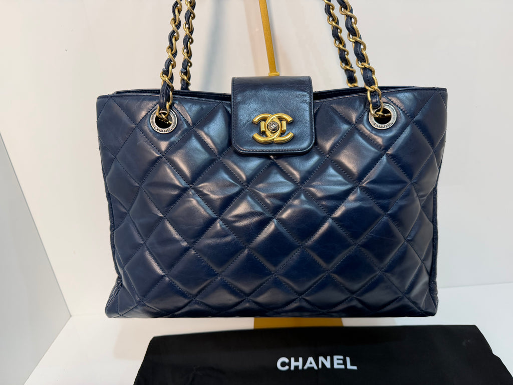 Pre-owned Chanel Shoulder bag