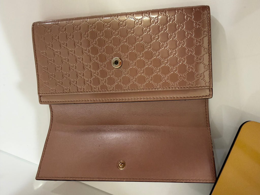 Gucci Metallic Microguccissima Wallet